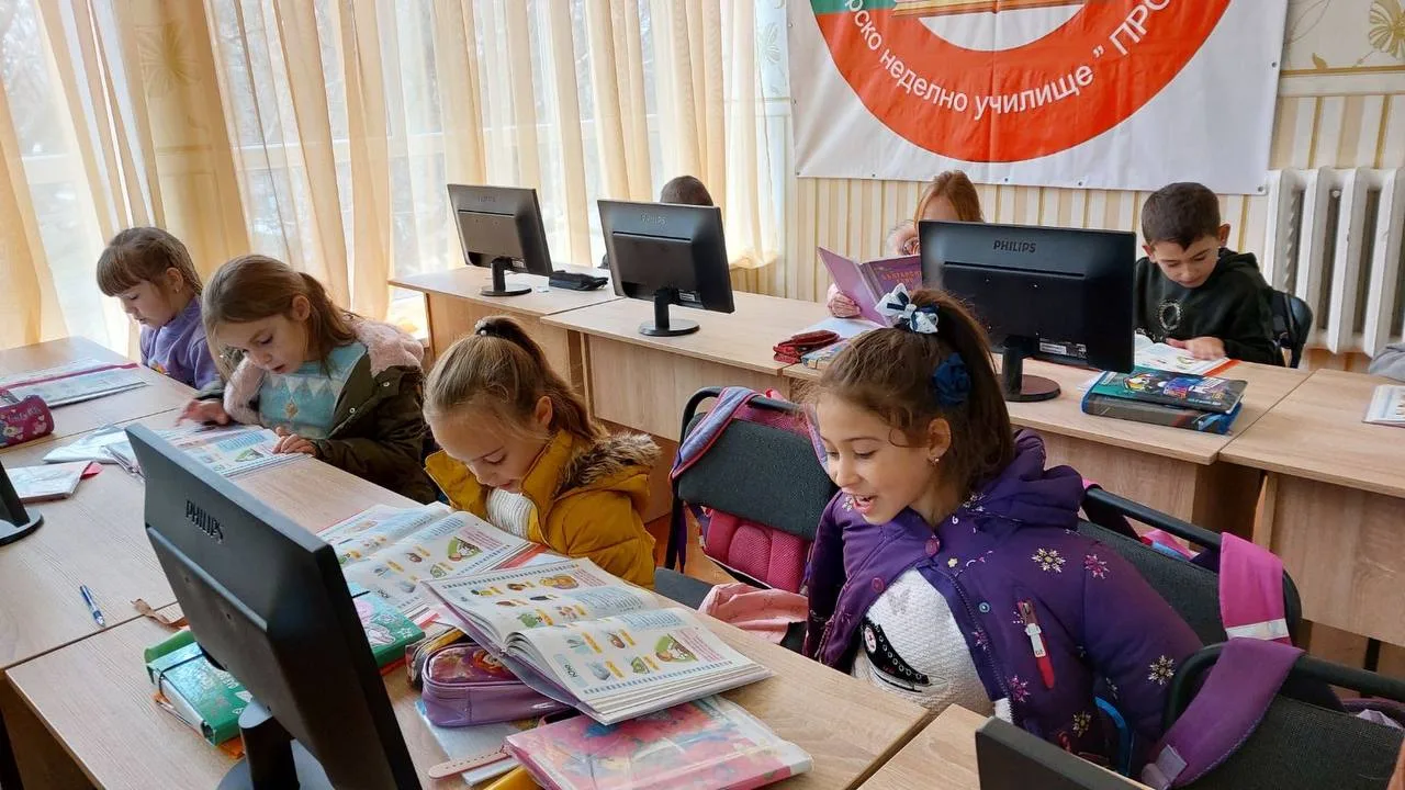 Обучението е в основата на всеки човешки живот. Образованието ни дава не само обща култура, факти от историята, теореми, ами нещо по-голямо – знание за света!